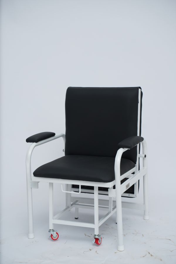 Chaise-lit accompagnant malade 1